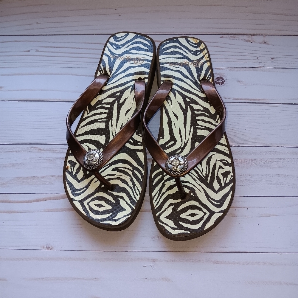 Brighton Brown Zebra Stripe Print Wedge Sandal Flip Flops Sz. 8.5/9 - Picture 2 of 9